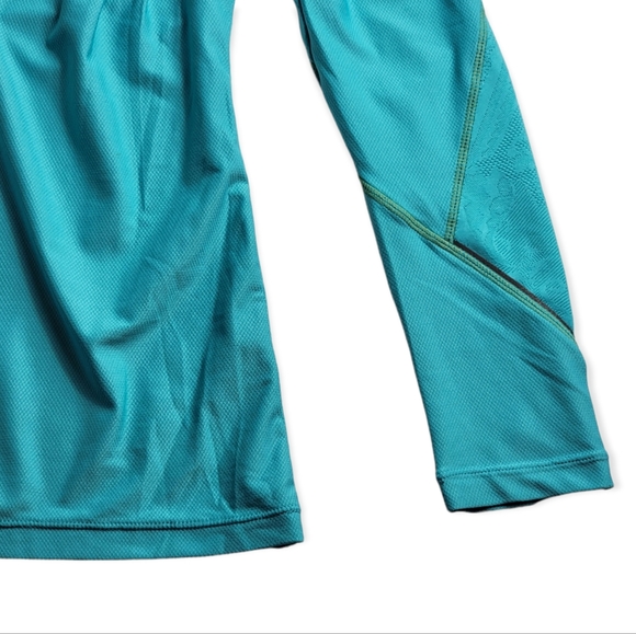 Athleta Long Sleeve Athletic Running Top - Picture 2 of 8